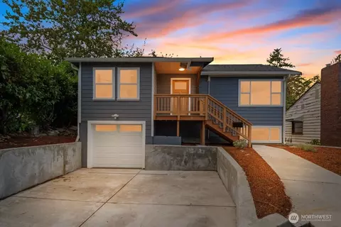 4623 49th Ave S, Seattle, WA 98118