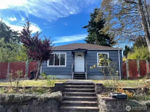 9827 20th Ave SW, Seattle, WA 98106