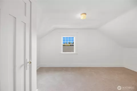 2614 E Spring St, Seattle, WA 98122 photo 33