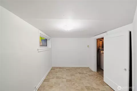 2614 E Spring St, Seattle, WA 98122 photo 30