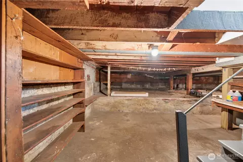 2614 E Spring St, Seattle, WA 98122 photo 25