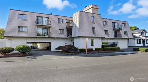 437 Williams Ave N #201, Renton, WA 98057