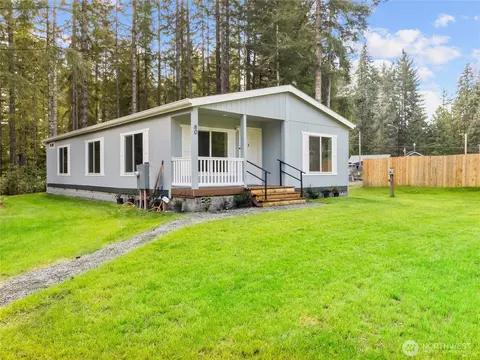 80 E Carr Pl E, Shelton, WA 98584