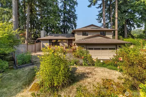 2413 Lisa Ln, Bellingham, WA 98229