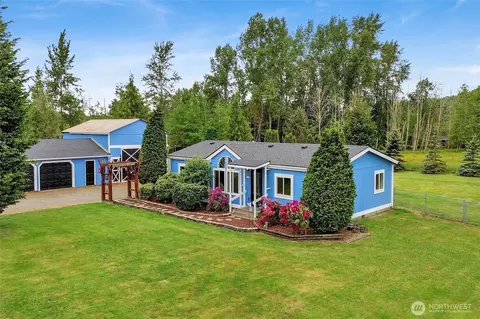 7135 W 40th Dr, Ferndale, WA 98248