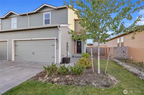 7910 285th Pl NW #B, Stanwood, WA 98292