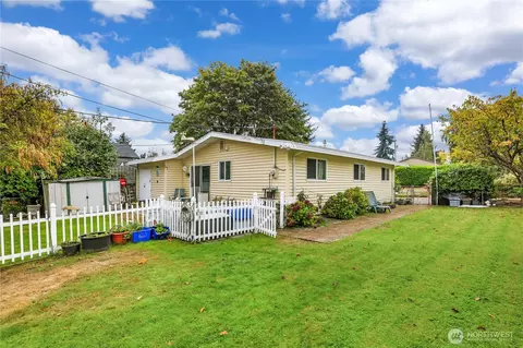5625 N 47th St, Tacoma, WA 98407