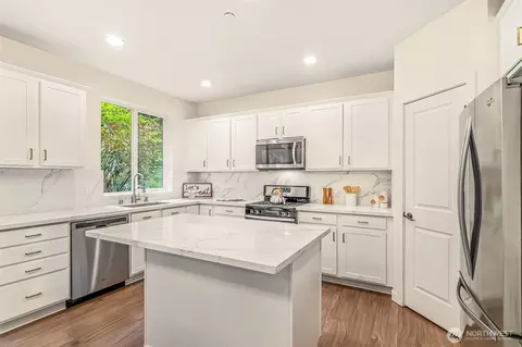 Kitchen - 9213 Odin Way, Bothell, WA 98011 photo 1 of 5