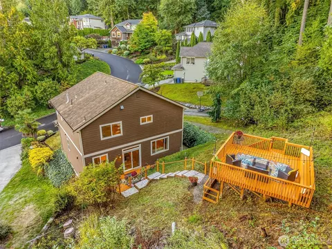 Exterior - 9213 Odin Way, Bothell, WA 98011 photo 9 of 10