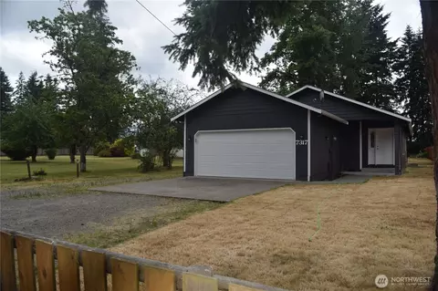 7317 Fairoaks Rd SE, Olympia, WA 98513