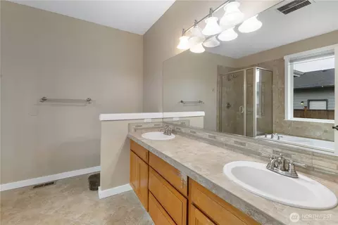 Bath - 14808 155th Street Ct E, Orting, WA 98360 photo 2 of 4