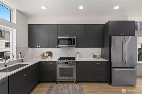 8337 C 12th Ave NW, Seattle, WA 98117