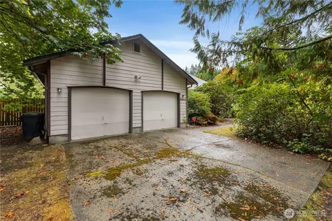 3904 Hoffman Ct SE, Olympia, WA 98501