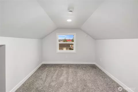 1647 E Wright Ave, Tacoma, WA 98404 photo 28