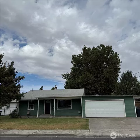 Exterior - 1405 Francis Ave, Walla Walla, WA 99362 photo 1 of 4