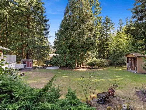 Exterior - 114 231st St SE, Bothell, WA 98021 photo 8 of 12