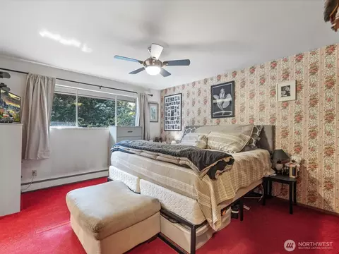 Bedroom - 114 231st St SE, Bothell, WA 98021 photo 3 of 3