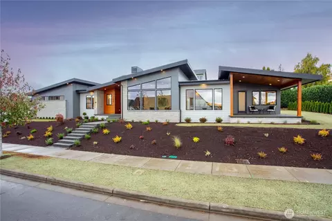 1710 Farmview Ter, Lynden, WA 98264