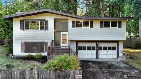 2402 Brentwood Pl SE, Lacey, WA 98503