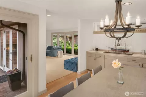 Dining - 2124 Broadmoor Dr E, Seattle, WA 98112 photo 3 of 3
