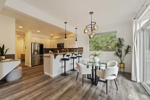 Dining - 12403 17th Ave SE, Everett, WA 98208 photo 2 of 2