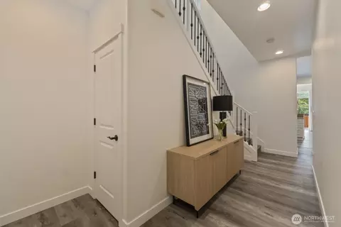 Entry Way - 12403 17th Ave SE, Everett, WA 98208 photo 2 of 3
