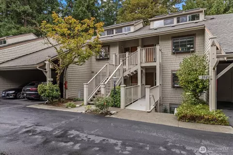 3921 108th Ave NE #A101, Bellevue, WA 98004
