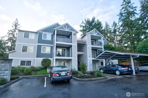 1407 Evergreen Park Dr SW #301, Olympia, WA 98502