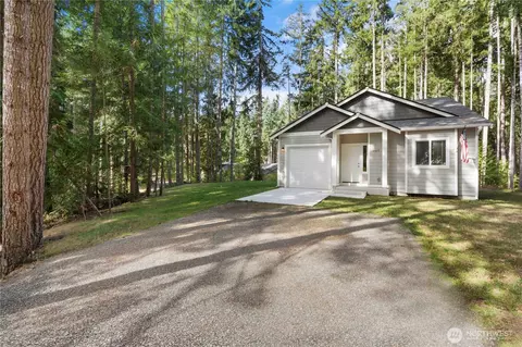 18425 Rampart Dr SE, Yelm, WA 98597