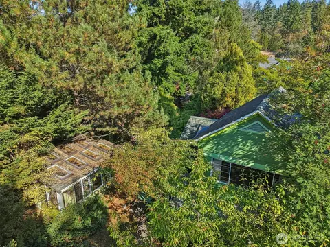 16261 12th Ave NE, Shoreline, WA 98155