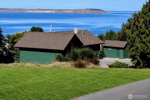 30 Maple Dr, Port Townsend, WA 98368