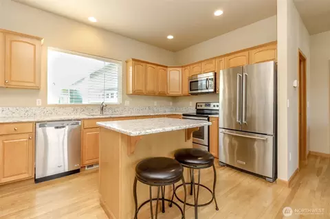 Kitchen - 1113 Ofarrell Ln NW, Orting, WA 98360 photo 1 of 4