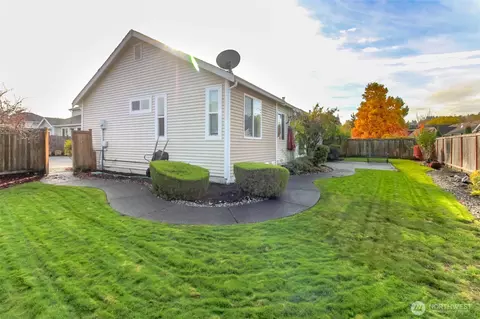 Exterior - 1113 Ofarrell Ln NW, Orting, WA 98360 photo 5 of 9