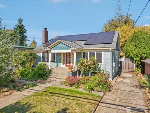 4646 S Kenyon St, Seattle, WA 98118