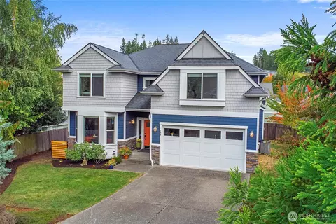 100 NE Peterson St, Poulsbo, WA 98370