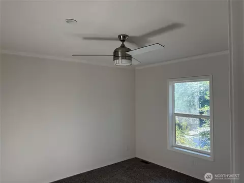 512 E Madrona Pkwy, Grapeview, WA 98546 photo 8