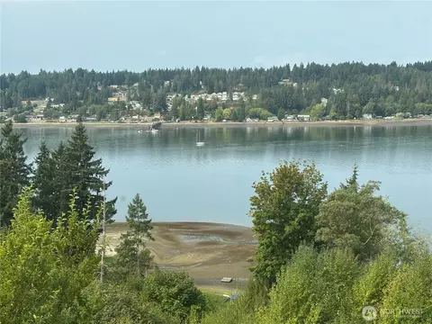 512 E Madrona Pkwy, Grapeview, WA 98546 photo 2