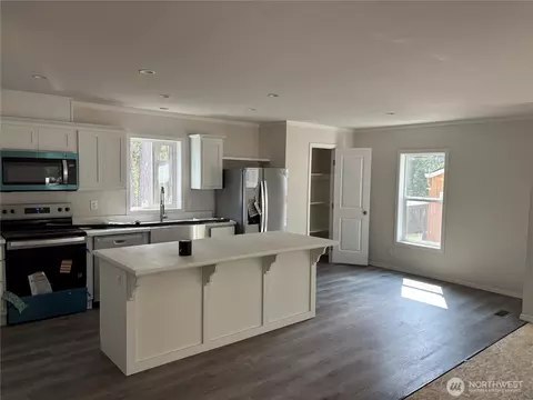 512 E Madrona Pkwy, Grapeview, WA 98546 photo 7