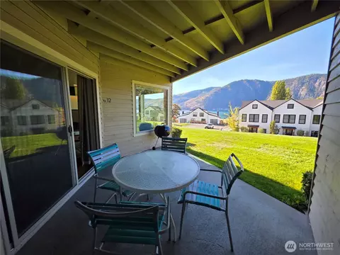 1 Lodge 632-m, Manson, WA 98831