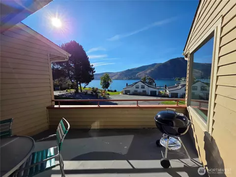 1 Lodge 640-o, Manson, WA 98831