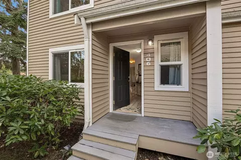 23816 12th Pl S #406, Des Moines, WA 98198