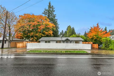 15914 52nd Ave W, Edmonds, WA 98026