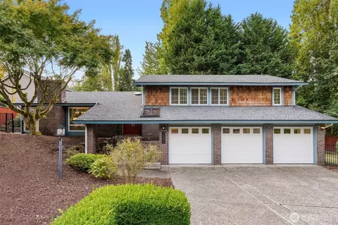 3641 NE 169th St, Lake Forest Park, WA 98155