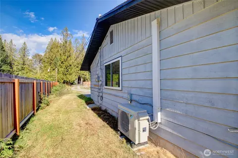Exterior - 46744 Baker Loop Dr, Concrete, WA 98237 photo 5 of 12