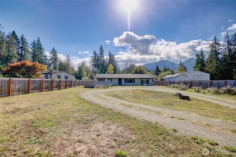 Exterior - 46744 Baker Loop Dr, Concrete, WA 98237 photo 2 of 12