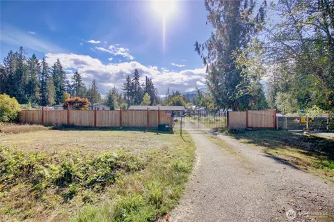 46744 Baker Loop Dr, Concrete, WA 98237