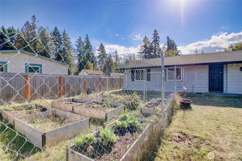 Exterior - 46744 Baker Loop Dr, Concrete, WA 98237 photo 4 of 12