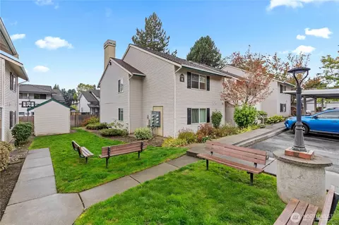 4231 NE 5th St #A201, Renton, WA 98059