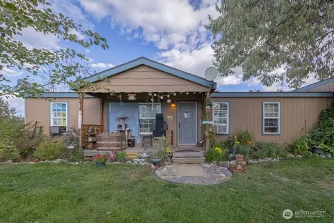 37118 N Prescott Rd, Deer Park, WA 99006