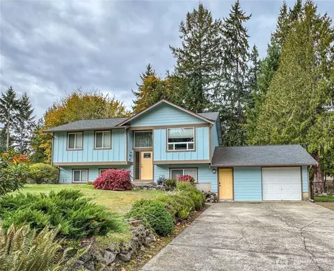 5405 E Harbor Heights Dr, Port Orchard, WA 98366